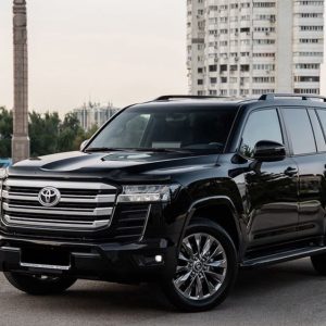 Toyota Land Cruiser 300