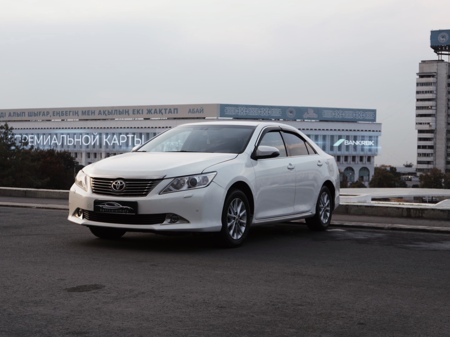 Toyota Camry — изображение 4