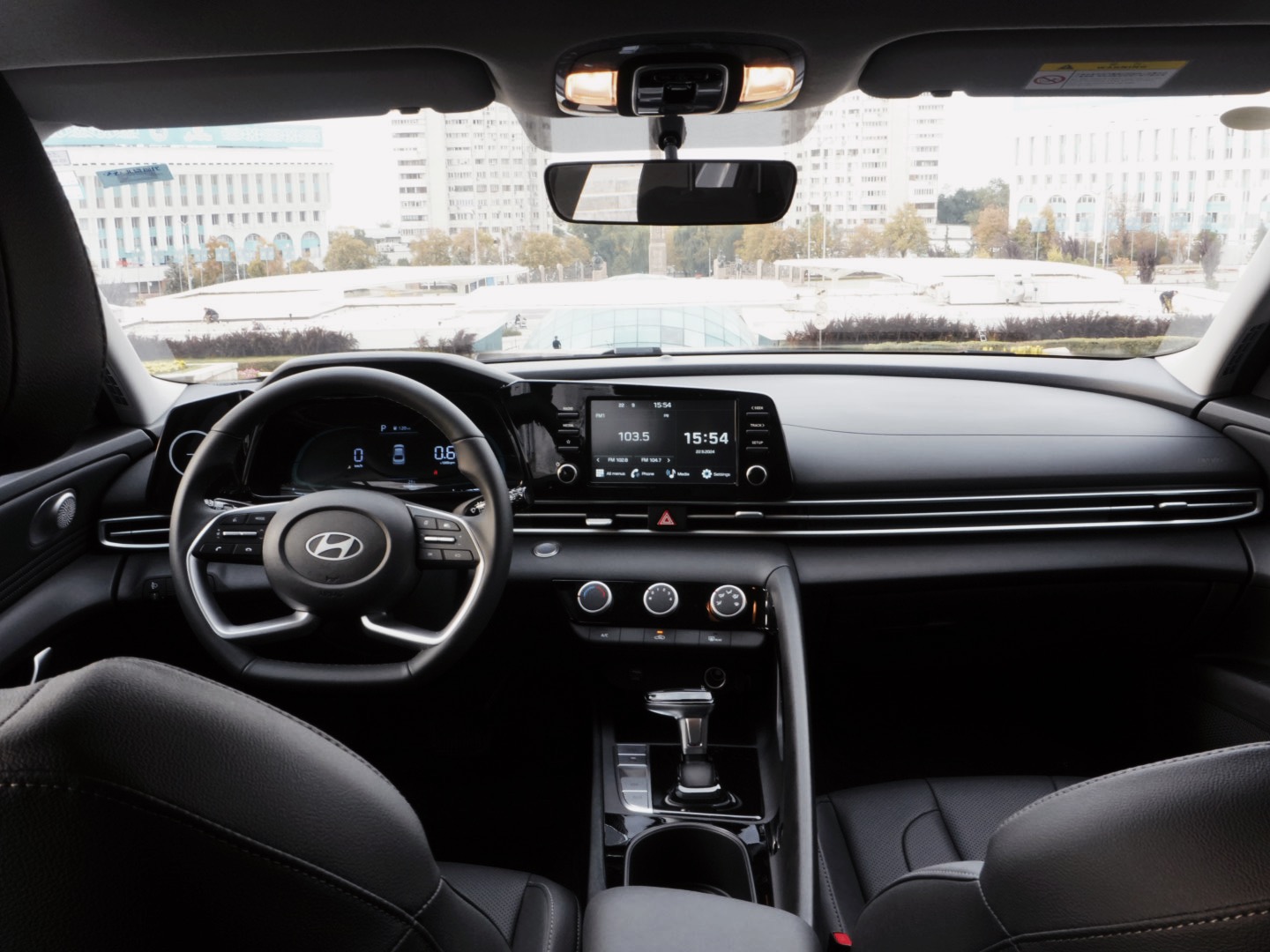 Hyundai Elantra — изображение 9