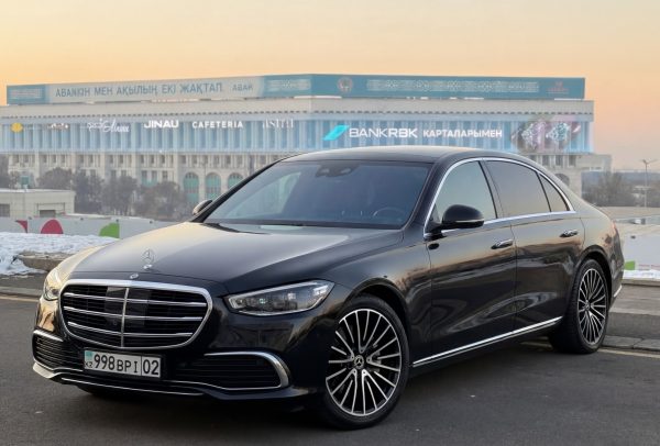 Mercedes Benz s560 223