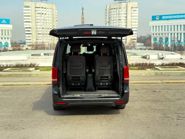 Mercedes-Benz V 250