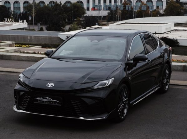 Toyota Camry 2024