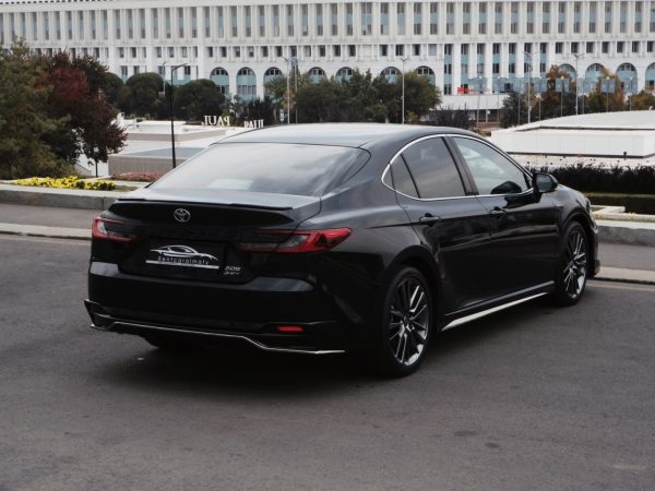 Toyota Camry 2024