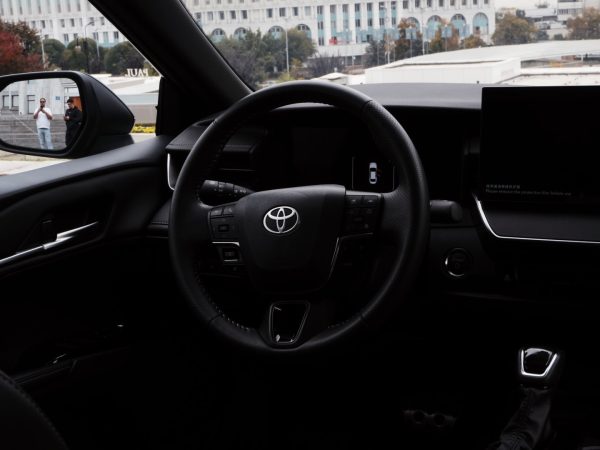 Toyota Camry 2024